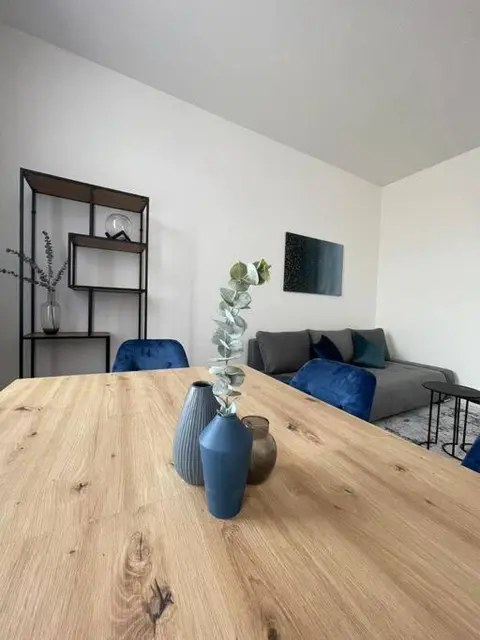 LUCKY STAYS LS10 - Vollausstattung - Zentrum - Aufzug - große Küche - 2 Zimmer - Smart-TV