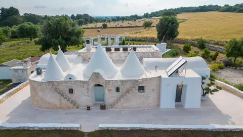 WHITE STONE HOUSE 6&1, Emma Villas