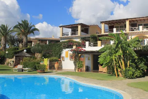 Le Bouganville Rooms Suites and Apartments