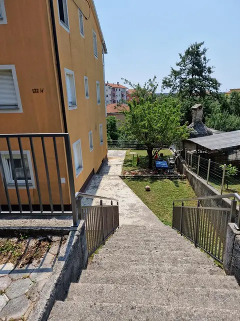 APARTMAN MAOR
