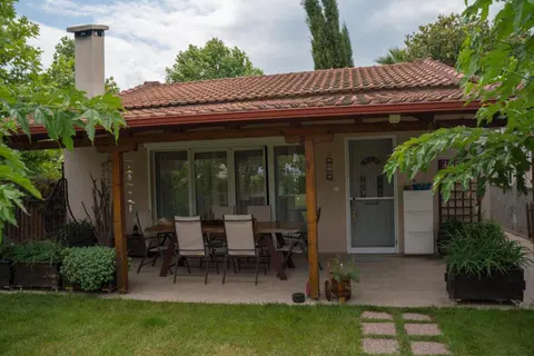 Zak's House