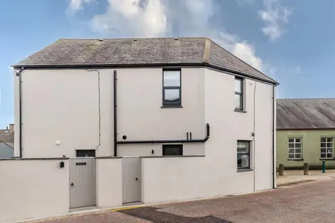 NEW Romantic, dog friendly hideaway, Snowdon views