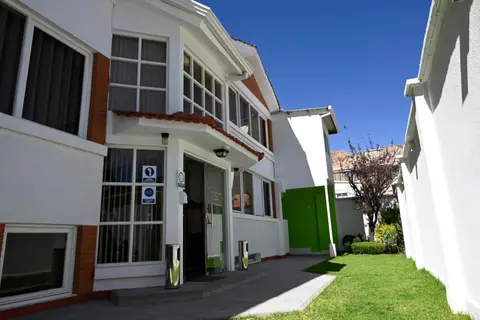 Bolivian Rooms & Suites (Zona Sur)