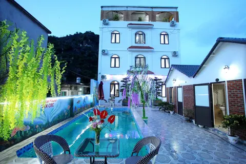 Mountain Flower Bungalow & Homestay