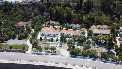 ARTAKi R APARTMENTS