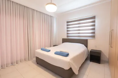 Fig Tree Blue Apartment-141