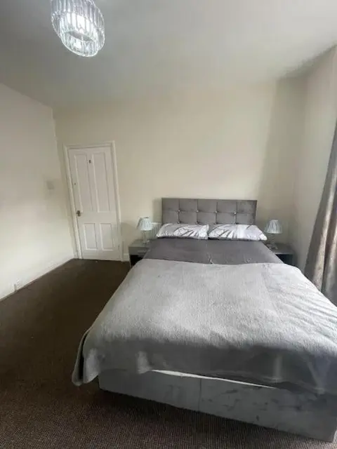 Two Bedroom Maisonette in Erith
