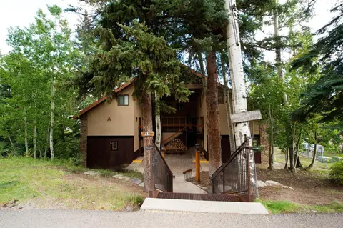 East Rim Unit A24