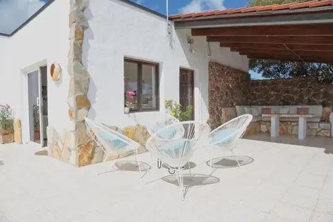Amazing Sunset house with terrace and garden