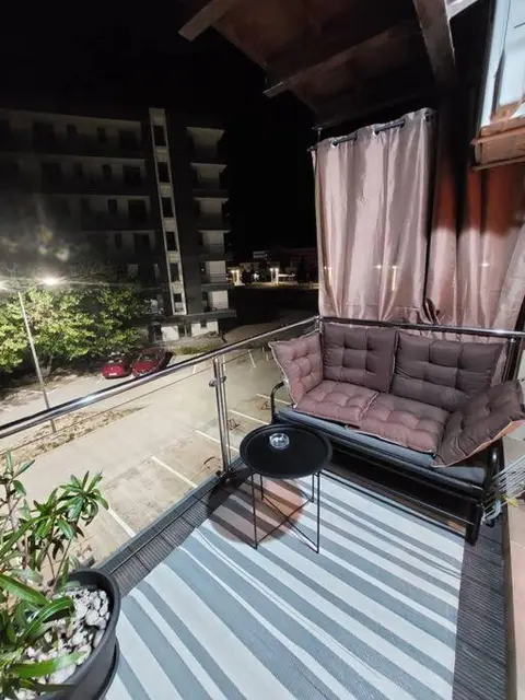 Saturn - Luca Apartment