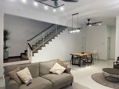 Spacious end lot house at Rini Homes