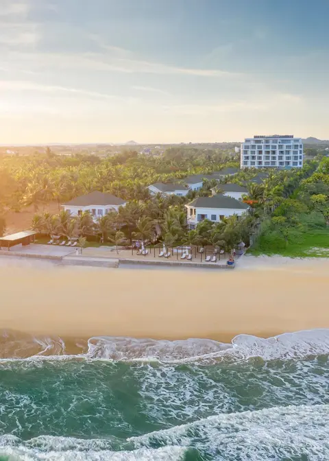 Le Palmier Ho Tram Resort - Beachfront with Private Beach