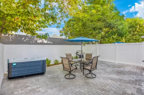 Up to 12 Guests! Modern villa near Wynwood