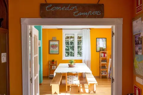 Family Surfers Hostel