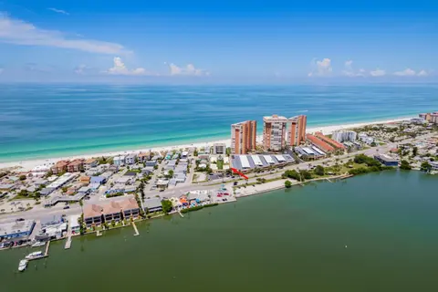 Beachside Retreat W Heated Pool