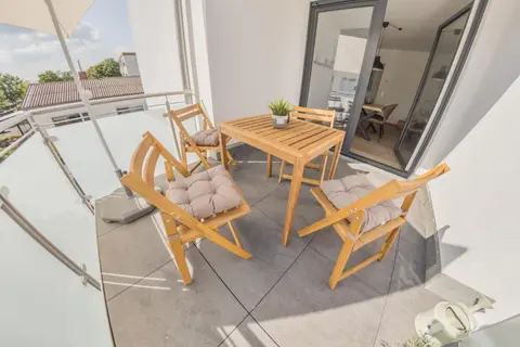 Luxus Apartment Bad Salzuflen mit eigenem Parkplatz und E-Ladestation