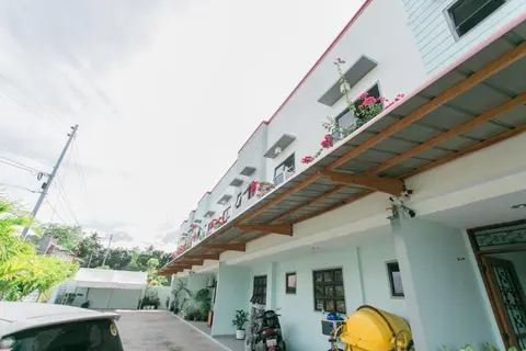 Midway Stay Apartments Dumaguete