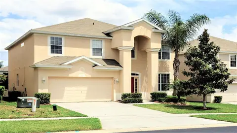 Cozy 6br Home w/ Private Pool Spa in Windsor Hills