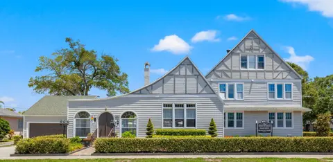 The Kenwood Gables B&B