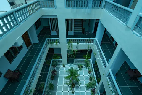 Tripli Hotels Shiv Villas