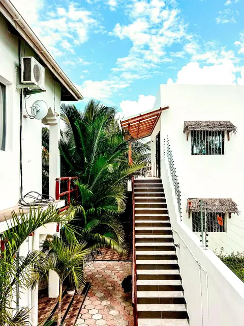 Reyna Resort By Cezere The Palm