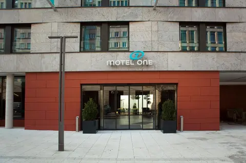 Motel One Stuttgart-Mitte