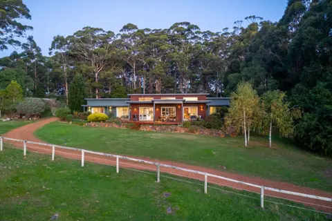 Roo Corner I Private Properties