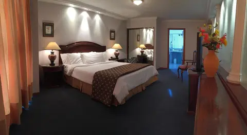 Crystal Palace Hotel