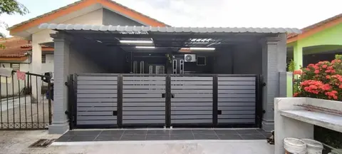 Black Homestay Teluk Kemang Port Dickson