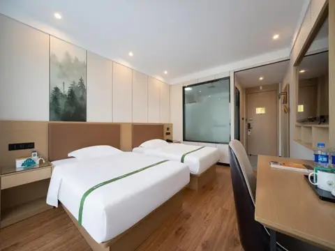 GreenTree Inn Express Hotel Suzhou Taicang West Nanjing Road