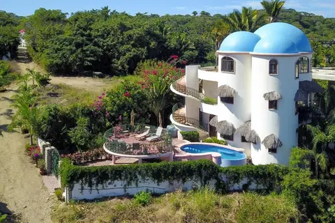 Romantic Luxury Villa