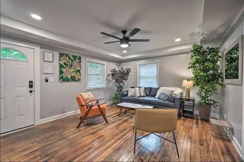 Entire bungalow hosted by Medina