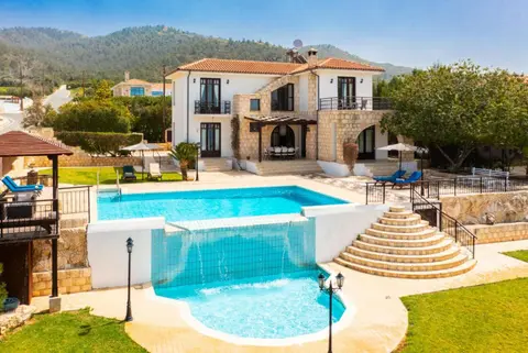 Villa Minoas