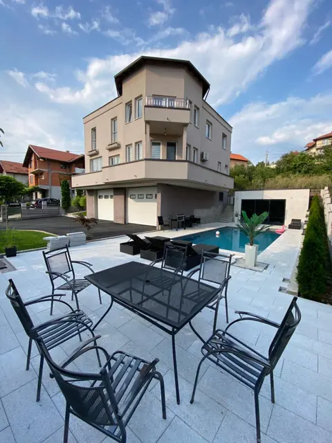 Villa Sunrise with swimming pool