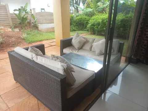 Umhlanga Villa & Apartment with Pool & Patio