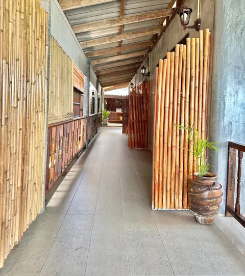 Lanta Sabai Day House