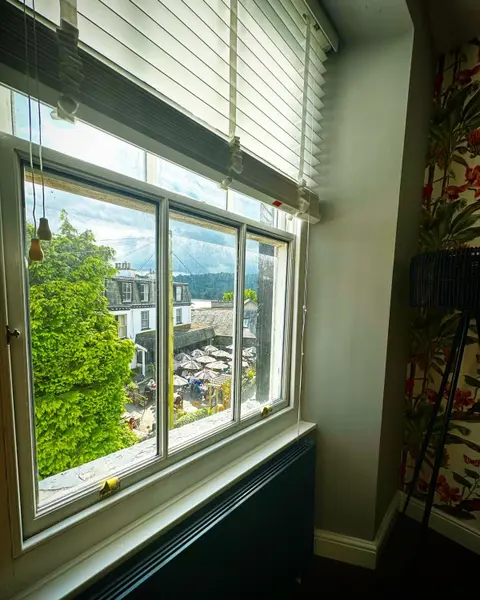 1 West End Boutique Apartment