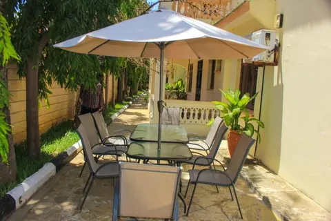 Tavern inn,Nyali