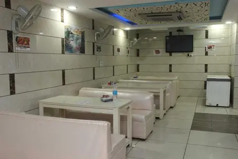 Hotel O Food Plaza