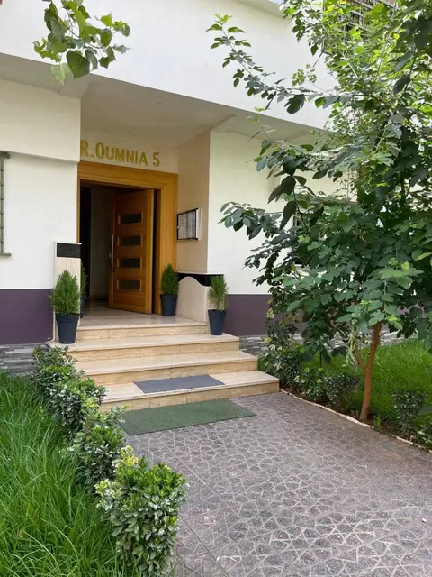 Private, Air Conditionner and Free Parking