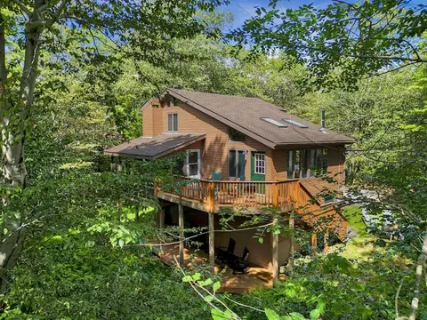 Serene & Fun Family Gem ~ Big Bass Lake Community!