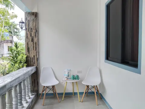 ELEN INN - Malapascua Island Air-conditioned Room2