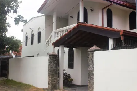 Airport Gateway Residence