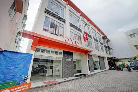 RedDoorz at STM Suite Medan Amplas