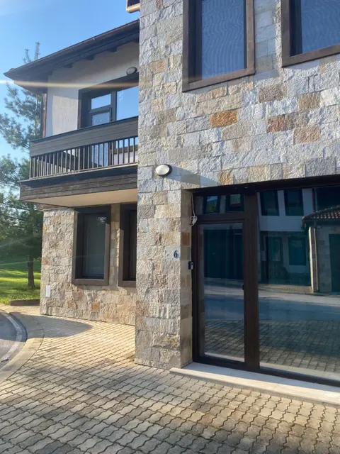 Vacation house in Pravets golf resort At Pravets Lake