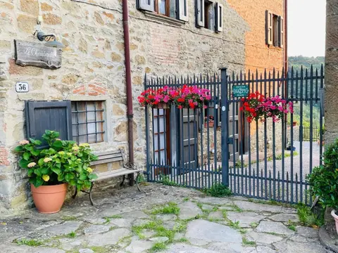 Chianti Home with Pool Terrace Garden and Magnificient View 2 to 8 persons