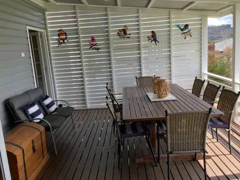 Rosellas on Corundum Cottage - treat yourself!