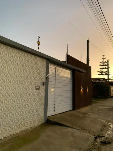 CASA COM PISCINA GARANHUNS