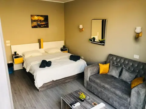 Bali studio
