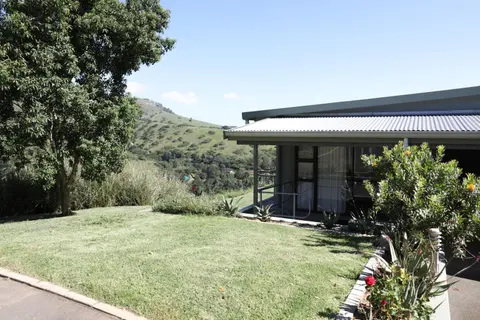 Nguni Place - a self-catering, modern apartment.